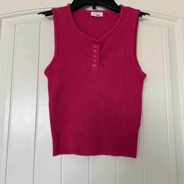 Hot Pink Ribbed Button-Up Tank Top 💖 Y2K Barbie Core | Size S/M | Stretch Knit Summer Essential - Image 6