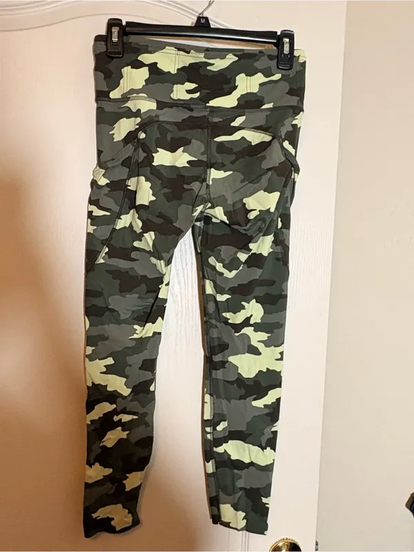 Lululemon Fast and Free Tight 25" *Non-Reflective Nulux. - Image 2