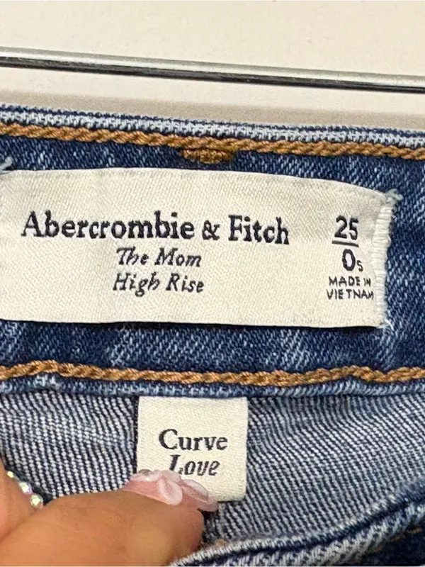 Abercrombie & Fitch Curve Love Mom Jeans High Rise Distressed Blue Size 25 - Image 3