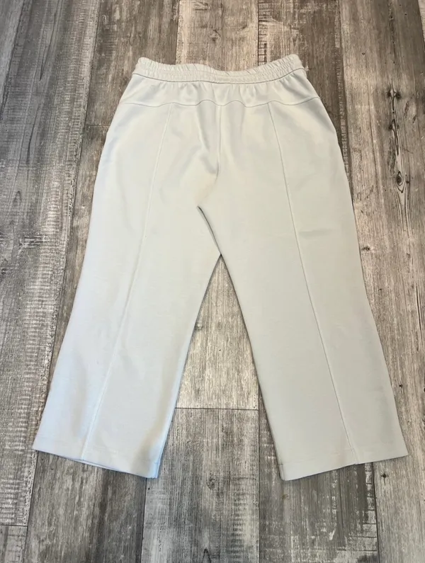 Lululemon Softstreme Cropped Pant Size 10 - Image 4