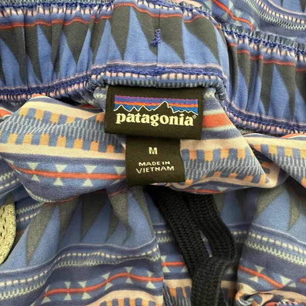 Patagonia Baggies Shorts Womens Medium Blue Pink Geometric Tribal Print Nylon - Image 3