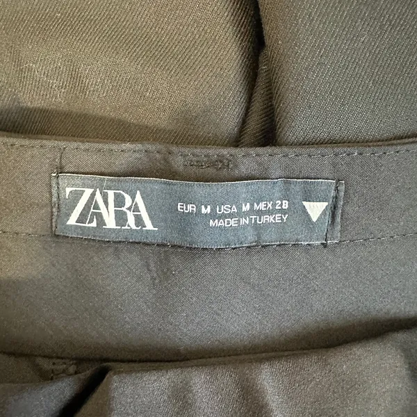 Zara Dress Pants Womens M Black Pleated Straight Leg Minimalist Classic Career - Image 5
