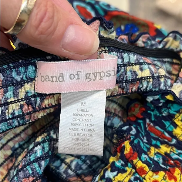 Band of gypsies Boho Patterned halter Maxi dress in Yellow and Blue size medium - Image 8