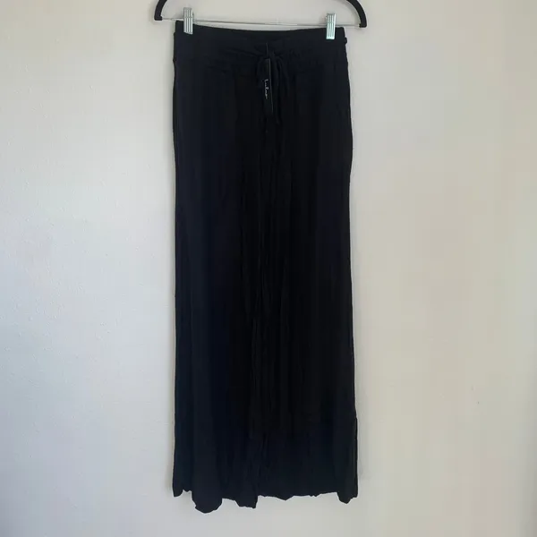 NWT Lulu's‎ Drawstring Flare Lounge Pants in Black - Image 2