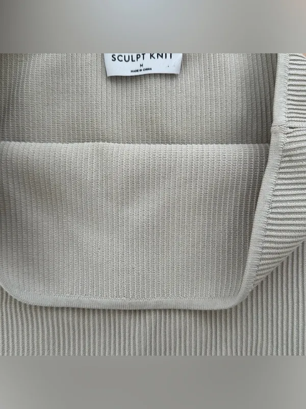 Aritzia Babaton Sculpt Knit Tube Top - Image 2
