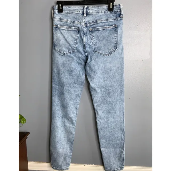 GAP Women's High Waist Skinny Jeans in Washed Blue 6/28R - Image 3