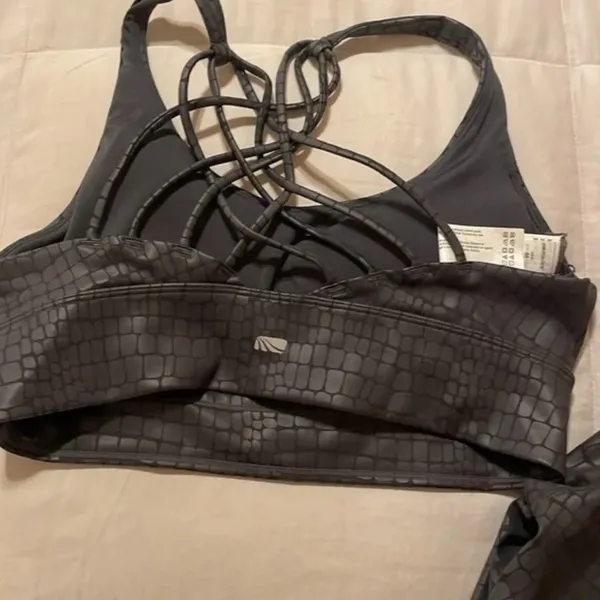 Marika Jungle Fever Sports Bra and Leggings Set Size Medium - Image 7