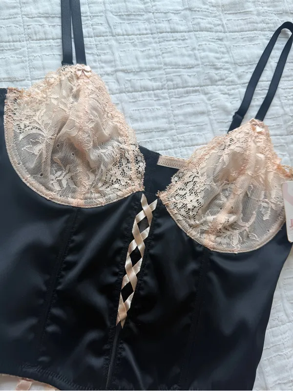 VINTAGE Y2K J.Lo Corset Bra Bustier Top Large NEW Deadstock - Image 3
