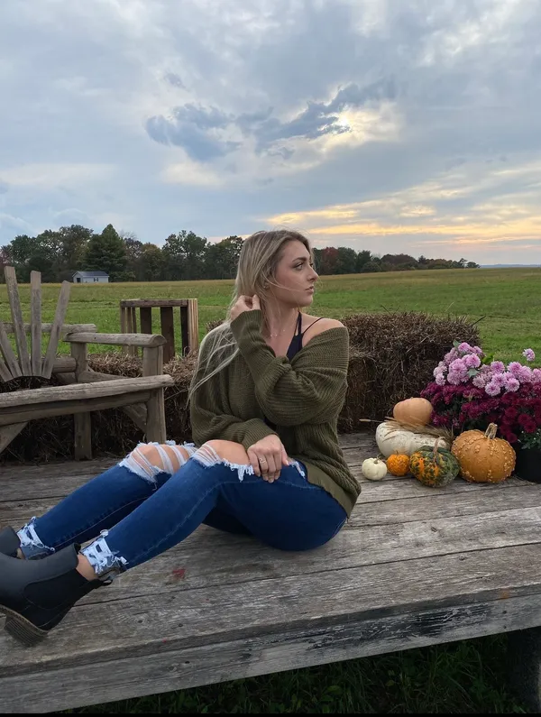 American Eagle Jeans - Image 7