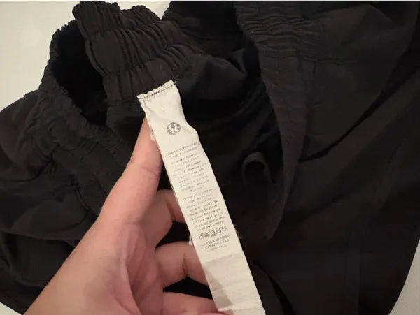 Lululemon Shorts 2.5" Low-Rise Lined Black 8 - Image 3