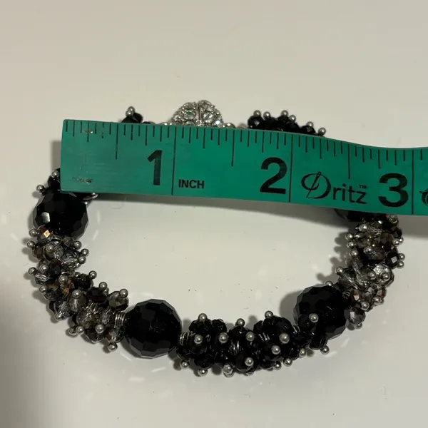 Black Crystal Beaded Magnetic Clasp Bracelet - Image 8