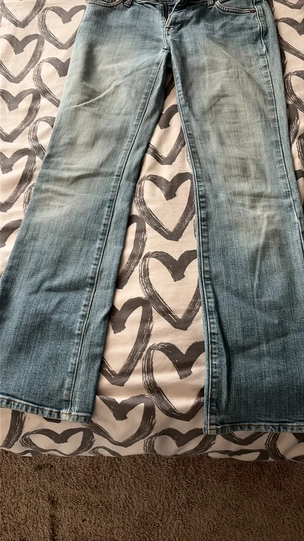 Old Navy Low-Rise Bootcut Jeans Vintage - Image 3