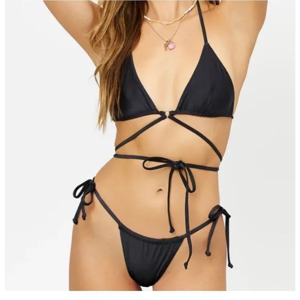 Alo yoga x Frankie's Bikinis Tatum bikini set size M new with tags - Image 2