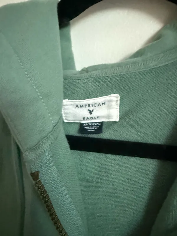 Green American Eagle Zip-Up Hoodie - Image 5
