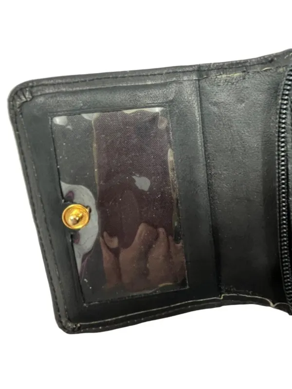 Black Leather Crossbody Bag With Adjustable Strap & Multiple Pockets 39I Size 8 - Image 11