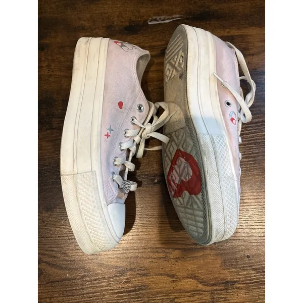 Converse Women's Chuck Taylor All Star Lift Platform Sneakers 8.5 Valentines Day - Image 4