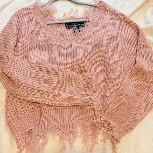 Polly & Esther Pink V-Neck Frayed Sweater size large colored pink - Image 3