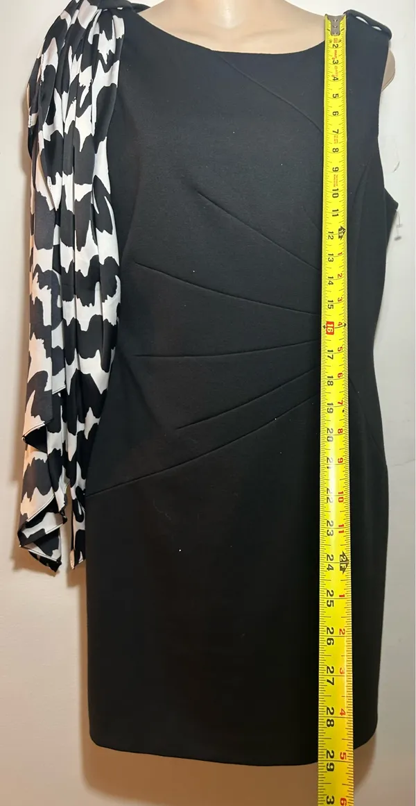 Elegant women's dress. Size S (6). $35. - Image 4