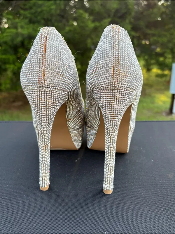 Steve Madden Silver Crystal Peep-Toe Platform Heels Sz 6 see pics for condition - Image 3