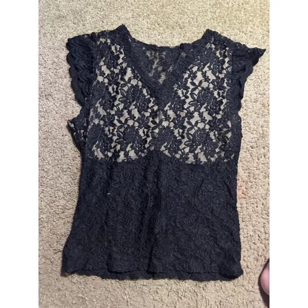 Black Floral Lace V-Neck‎ Cap Sleeve Top Sheer Scalloped Blouse - Image 4