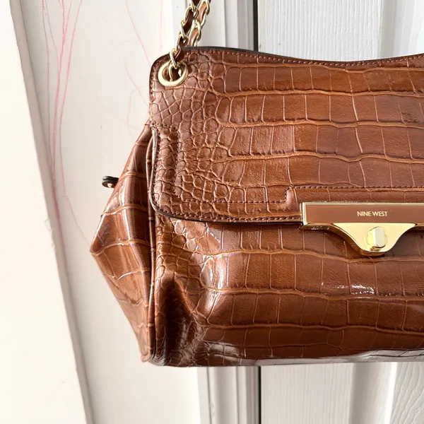 Nine West Cognac Brown Croc Embossed Textured Gold Chain Link Shoulder Bag Glam - Image 3