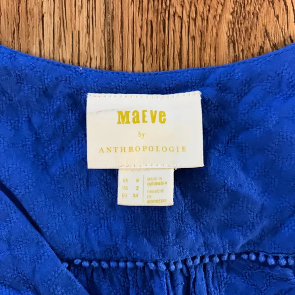 Maeve Anthropologie Blue Textured Asymmetric Button Smocked Crop Blouse Top Sz 2 - Image 2