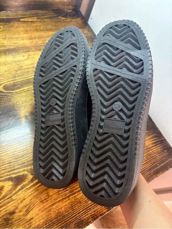 Time And Tru Black Sneakers Women Size 12 Wide - Image 6