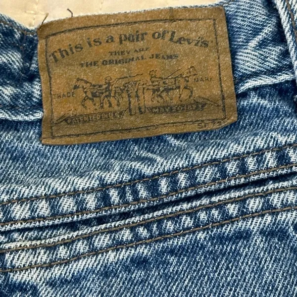 Levi’s Vintage 80’s 900 series size 11 denim jean shorts - Image 7