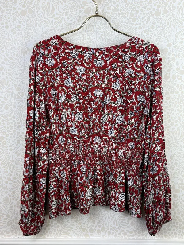 Feather Bone by Anthropologie Red Latrobe Floral Smocked Peplum Top - Size - 14 - Image 3