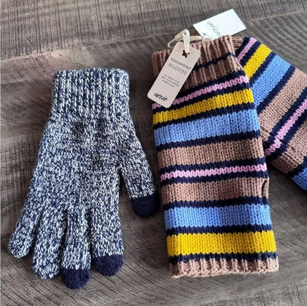 Aerie Touchpoint gloves - Image 3