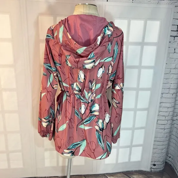 Calia by Carrie underwood pink floral windbreaker jacket size medium - Image 8