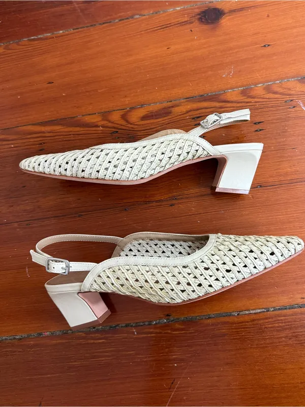 EUC Bernardo Cream Woven Leather Slingback Block Heel Pumps Cream Sz 7.5 ❤️🍄 - Image 5