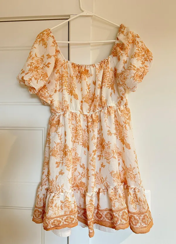 Orange Floral Puff Sleeved Dress - Image 2