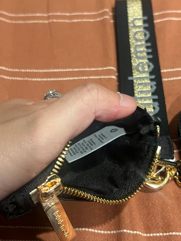 Lululemon Dual Wristlet NWT Black & Gold - Image 5
