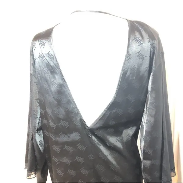 YITTY‎ Women's Satin Pretty Mini Robe Size Medium Iconic Black - Image 6