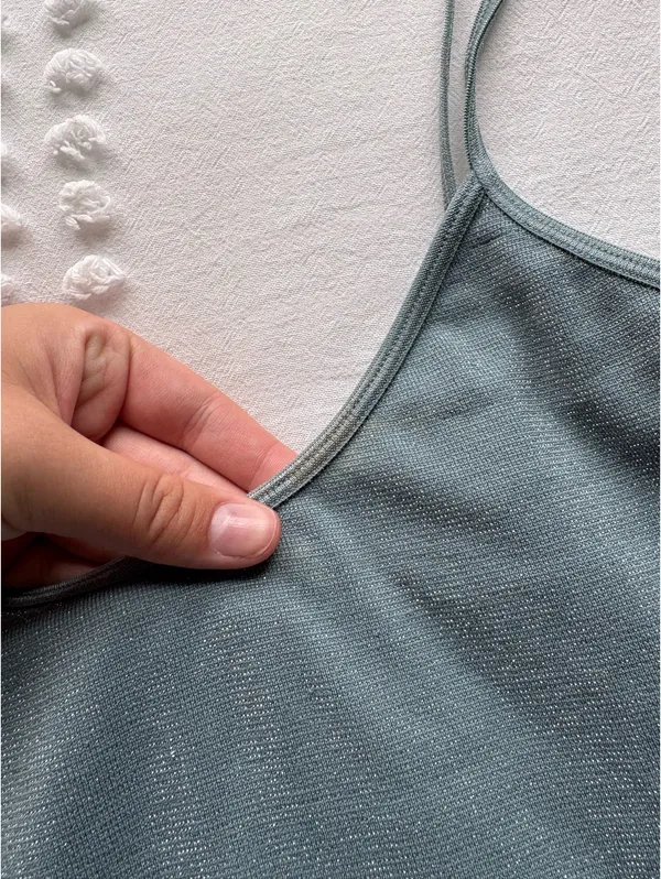 Shimmery Y2k Cami Tank Blue Size M - Image 5