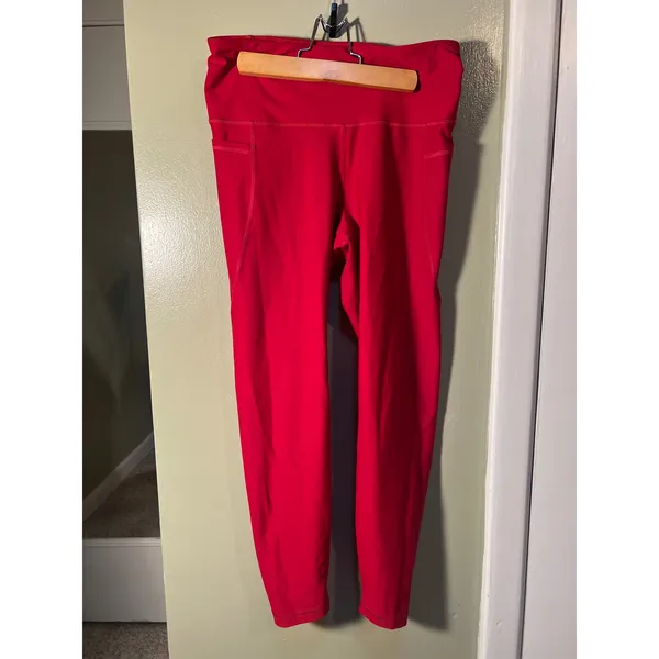 Old Navy Women's Elevate Legging Go Dry Side Pockets Red Active High Rise - Image 3