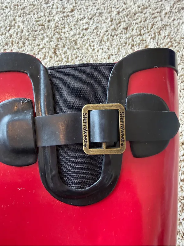 Sierra West Rain Boots Women’s Size 10 Red Rubber Tall Buckle Waterproof - Image 6