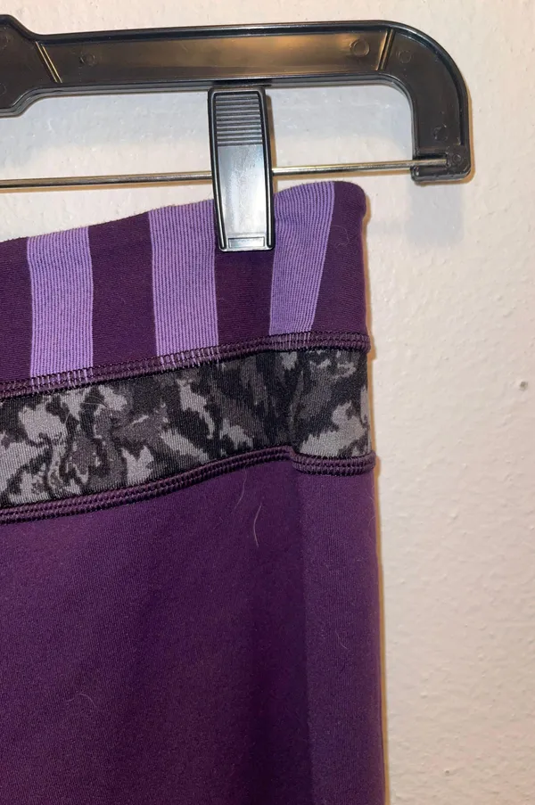 Lululemon Reversible Purple  Flare Leggings - Image 7