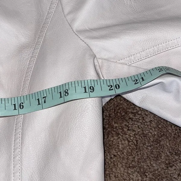 Guess Womens Asymmetric Full Zip Faux Leather Moto Jacket Stone Gray Size XL NWT - Image 8
