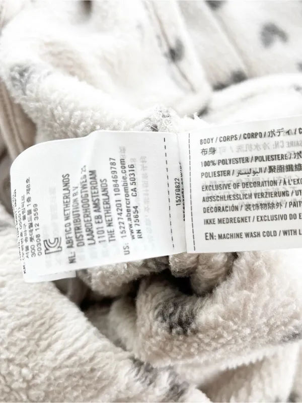 Abercrombie & Fitch Sherpa Gray Leopard Half Zip Fleece Pullover - Image 8
