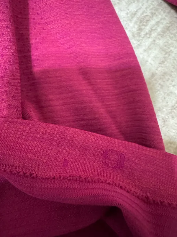 Lululemon Swiftly Tech Long-Sleeve Shirt 2.0 *Race Length size 6 - Image 3
