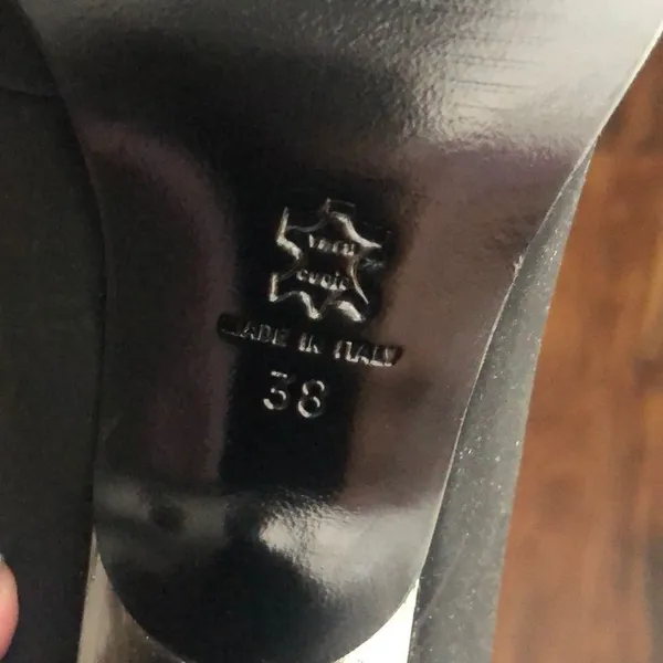 🔥 Square Toe Pump w/Strap Black Size 7 - Image 13