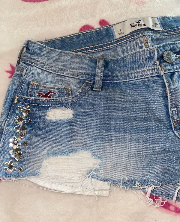Hollister Vintage Shorts - Image 4