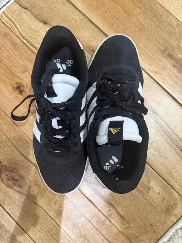 Women’s Adidas VL Court 3.0 Sneakers - Image 3