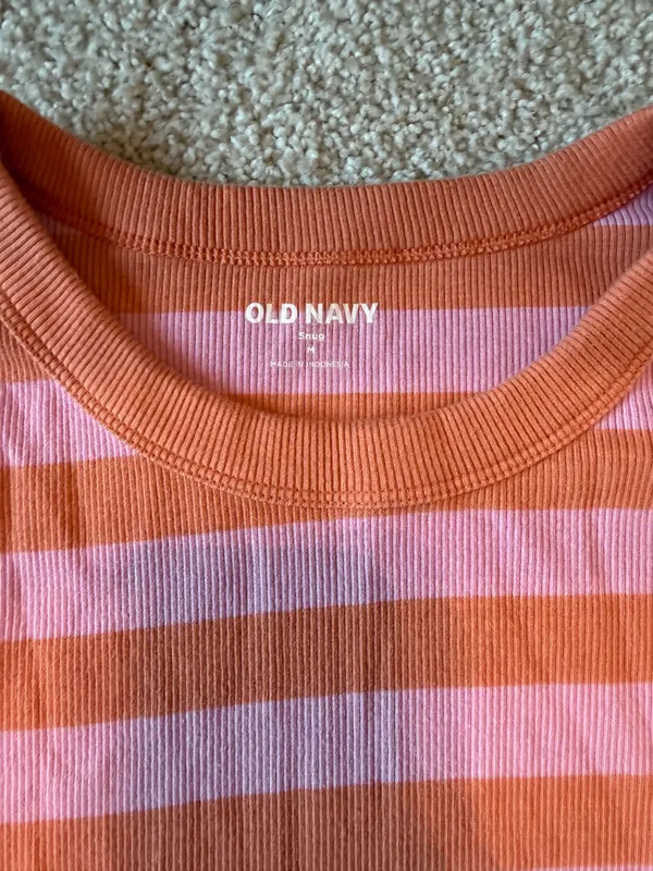 Old Navy Tee - Image 2