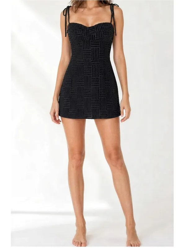 NEW AMANDA UPRICHARD Taylor Skort Romper, Black, Medium - Image 2