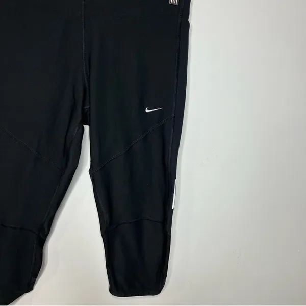 Nike dri-fit running‎ pants below knee black size medium - Image 2
