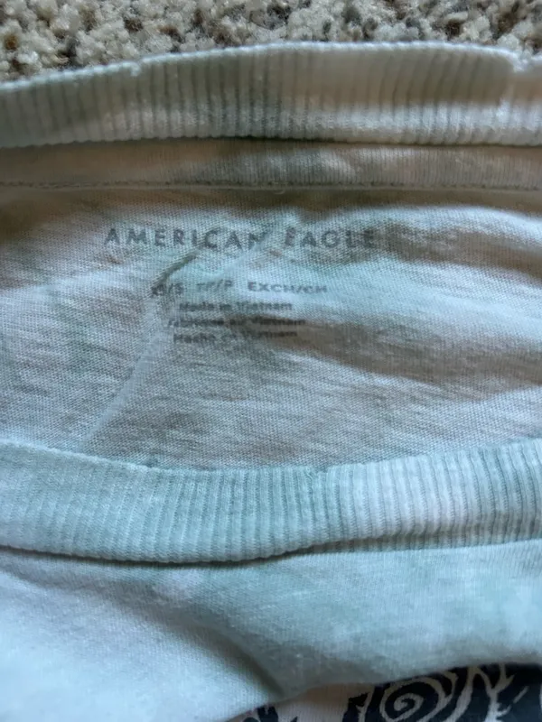 American Eagle Peace Sign Graphic Tee - Image 3