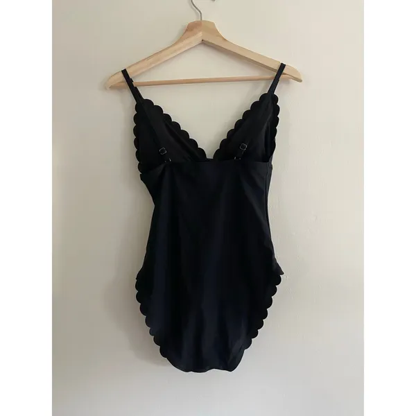 J. CREW Scalloped Black One Piece Swimsuit Size Small - Image 7